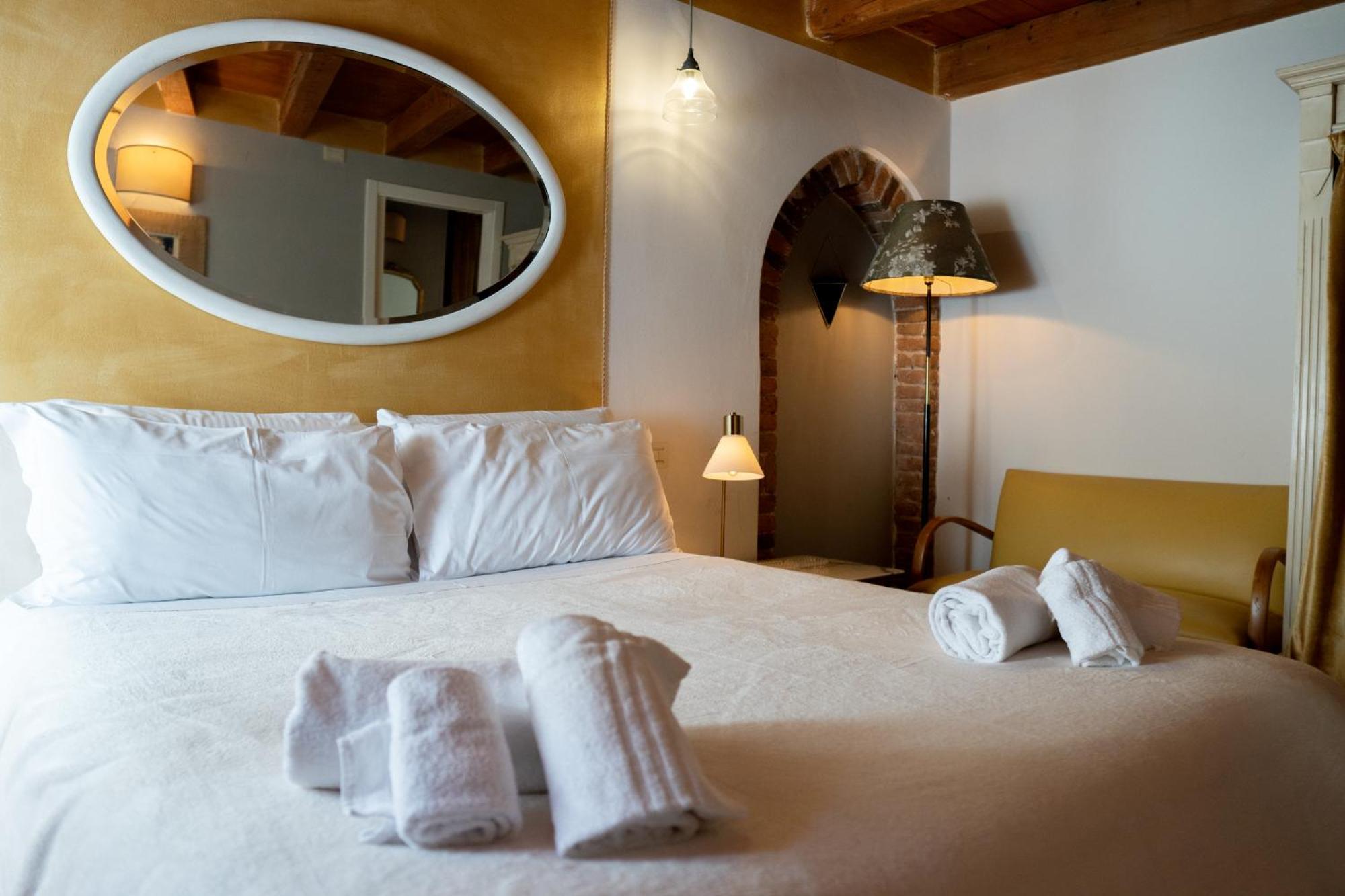 Ca' Vendramin - Letters To Juliet Apartment เวโรนา ภายนอก รูปภาพ