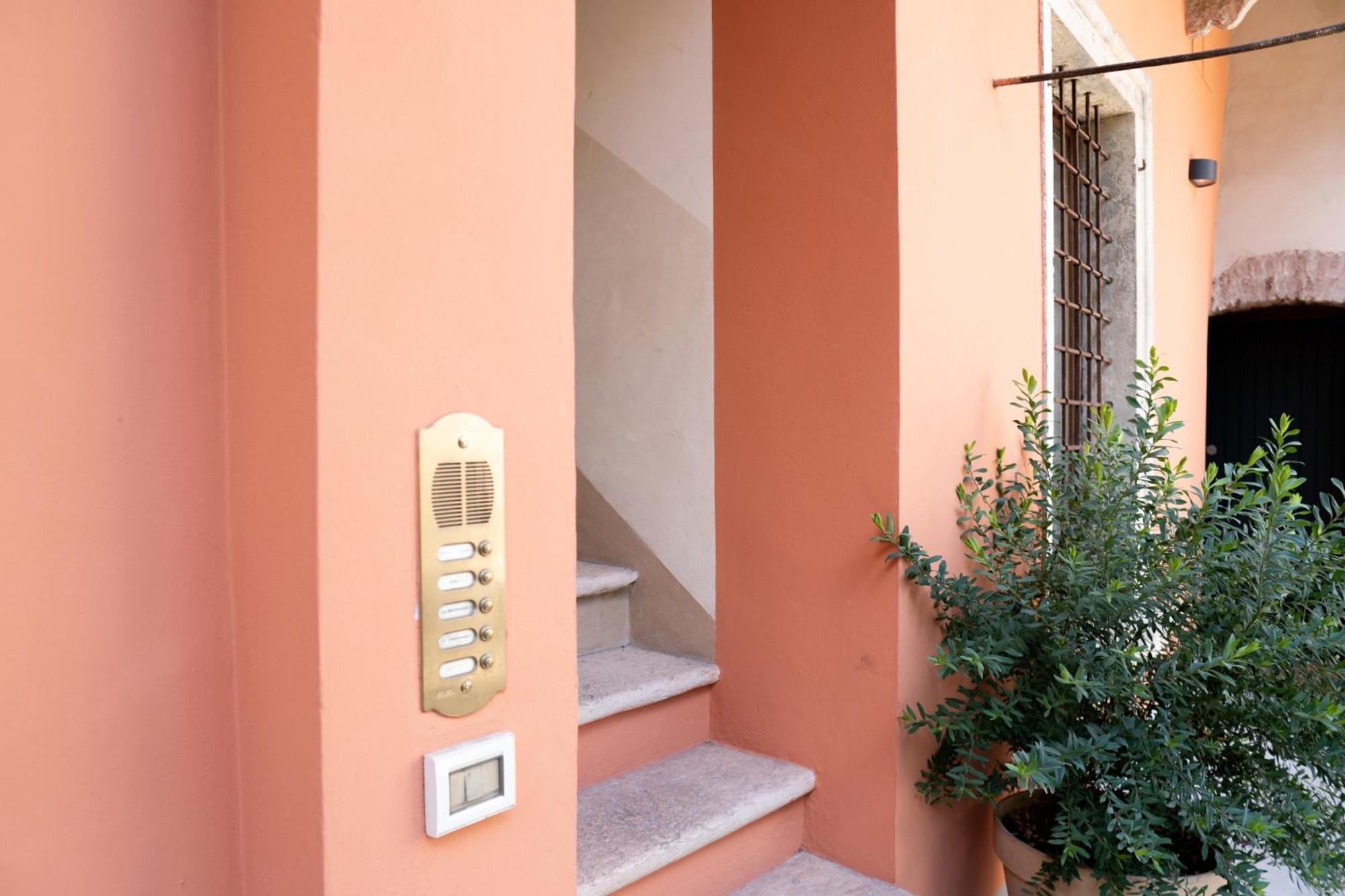 Ca' Vendramin - Letters To Juliet Apartment เวโรนา ภายนอก รูปภาพ