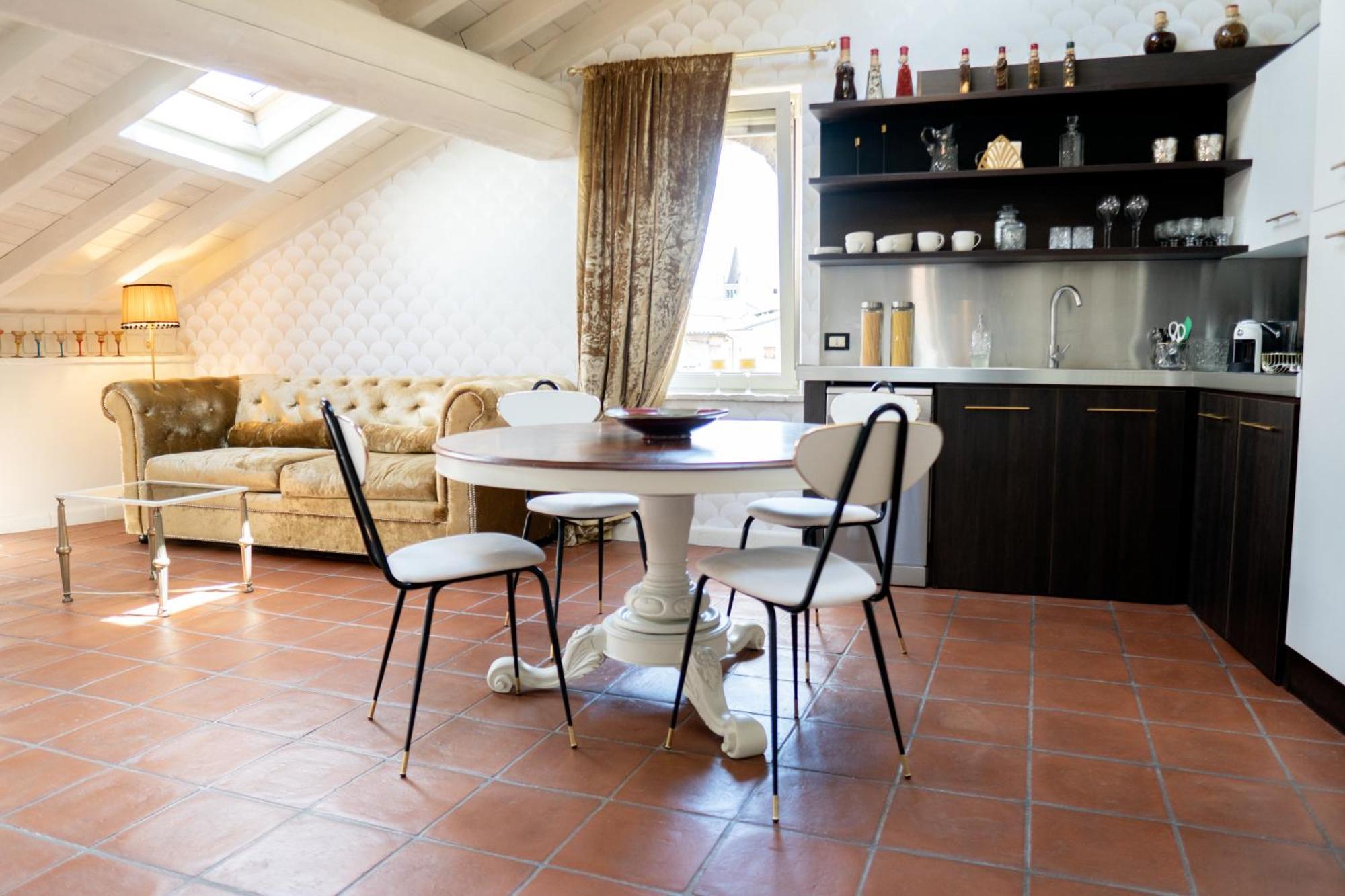 Ca' Vendramin - Letters To Juliet Apartment เวโรนา ภายนอก รูปภาพ